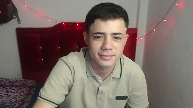 Snapshot of Jairito_989 chatting on April 14, 1:06 pm Jairito 989 online show from April 14, 1:06 pm