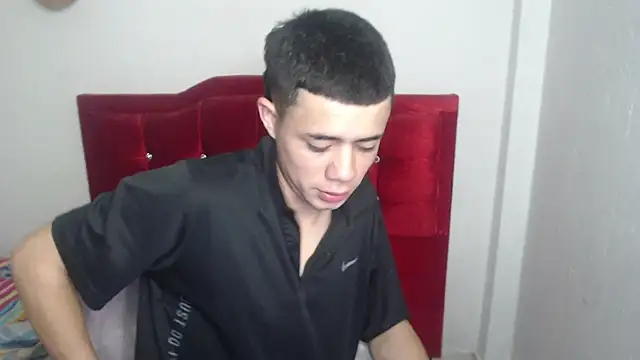 Snapshot of Jairito_989 chatting on May 8, 10:53 am Jairito 989 online show from May 8, 10:53 am