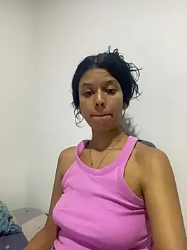 Snapshot of Nia_Roswell chatting on March 28, 5:07 am Nia Roswell online show from March 28, 5:07 am