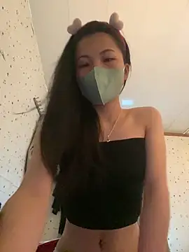 Snapshot of Mi-Lani chatting on March 29, 3:39 am Mi-Lani online show from March 29, 3:39 am