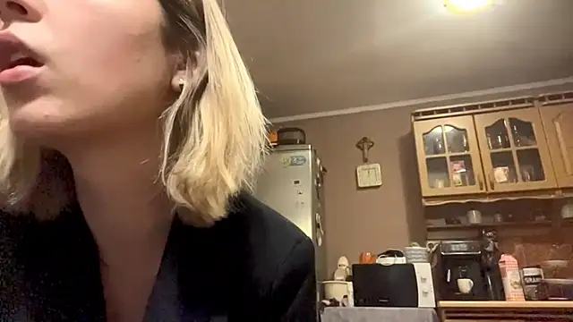 Snapshot of enchantedass chatting on March 26, 8:58 pm enchantedass online show from March 26, 8:58 pm