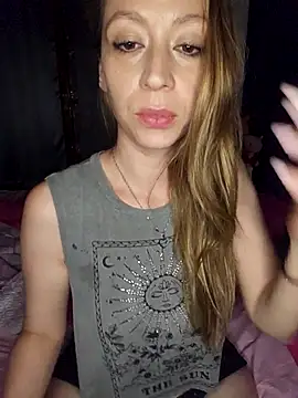 Snapshot of nickyone90 chatting on April 3, 6:11 am nickyone90 online show from April 3, 6:11 am