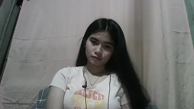 SarinaWhisenton online show from March 31, 2:35 am