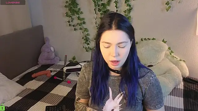 honey cherrry online show from June 25, 1:38 am