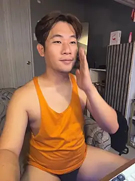 Snapshot of Titanryu chatting on June 7, 1:32 am Titanryu online show from June 7, 1:32 am