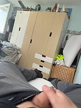 germanboy3 online show from April 25, 11:46 am