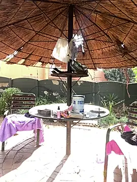 Snapshot of DarkChocolateSlender_ chatting on April 1, 1:52 pm DarkChocolateSlender online show from April 1, 1:52 pm