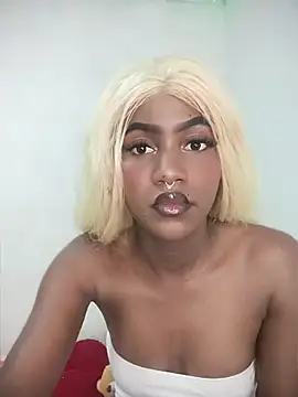 KatyBelle  online show from May 25, 7:09 pm
