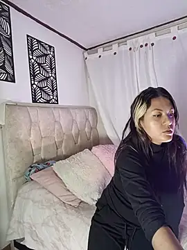 Snapshot of CharlottLee chatting on March 31, 9:26 pm CharlottLee online show from March 31, 9:26 pm