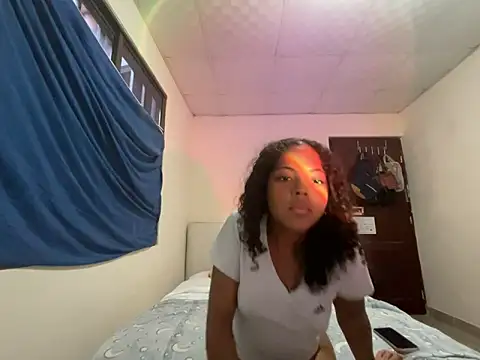 hottDiana online show from May 15, 1:56 am