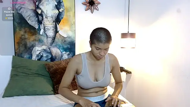 Natasha and zoe  online show from May 16, 12:37 pm