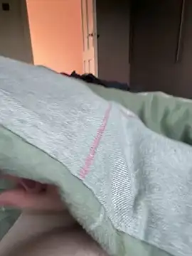 Snapshot of Conor121111 chatting on March 30, 6:25 am Conor121111 online show from March 30, 6:25 am