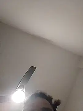 Snapshot of gruesoyde20cm chatting on March 26, 10:48 pm gruesoyde20cm online show from March 26, 10:48 pm