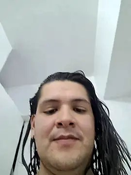 Snapshot of MatthewDavis_ chatting on April 18, 7:07 pm MatthewDavis online show from April 18, 7:07 pm