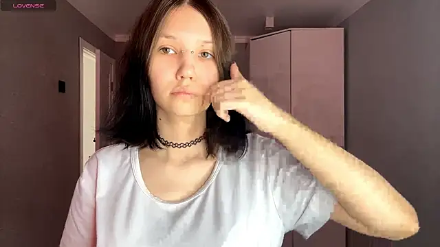 AmeliaMiotii online show from April 18, 10:41 am