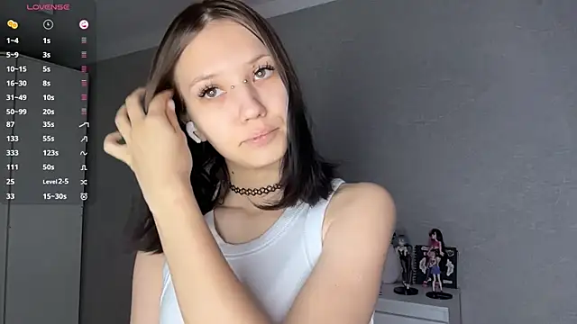 AmeliaMiotii online show from May 17, 11:39 am