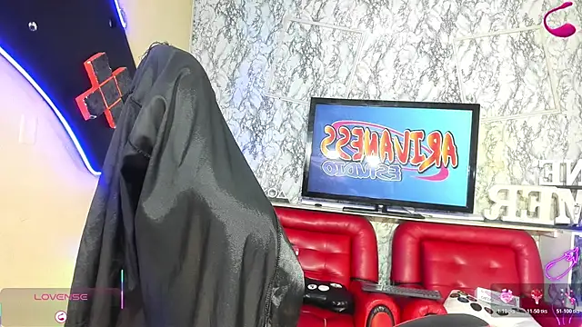 Snapshot of samantha__paez chatting on April 1, 3:51 am samantha paez online show from April 1, 3:51 am