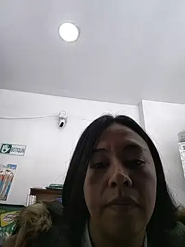 Snapshot of Violeta--7 chatting on May 8, 1:49 pm Violeta--7 online show from May 8, 1:49 pm