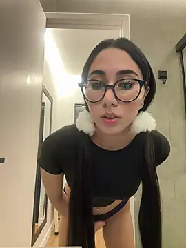 Snapshot of juliacosta chatting on March 27, 7:46 pm juliacosta online show from March 27, 7:46 pm