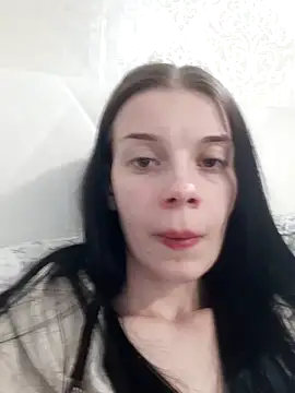 ShellBixAngeLL online show from April 6, 11:05 pm