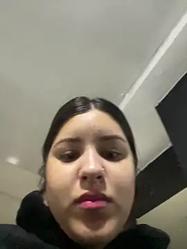 Snapshot of Norabyxxx chatting on March 31, 11:21 am Norabyxxx online show from March 31, 11:21 am