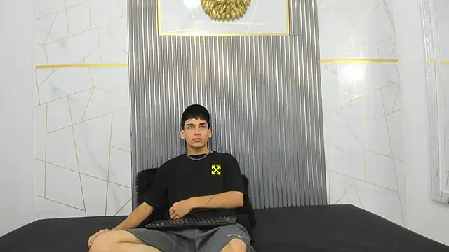 Kitsune 44 online show from March 27, 6:51 pm