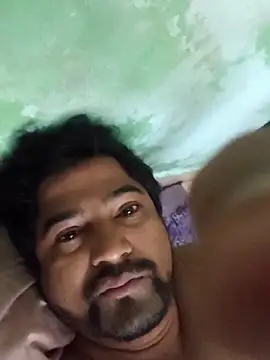 Snapshot of varun2184 chatting on March 30, 1:28 am varun2184 online show from March 30, 1:28 am