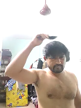 Snapshot of varun2184 chatting on April 2, 5:32 pm varun2184 online show from April 2, 5:32 pm