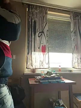 pezol9193 online show from March 27, 10:15 am