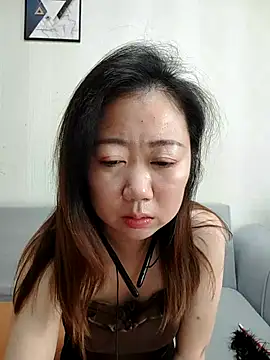 Snapshot of JiaojiaoER chatting on March 27, 8:26 am JiaojiaoER online show from March 27, 8:26 am