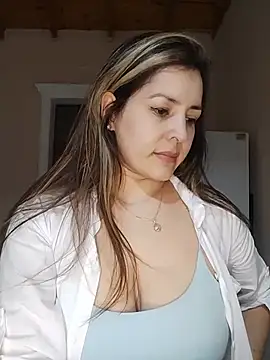 Snapshot of Busty_lorena chatting on July 3, 9:54 pm Busty lorena online show from July 3, 9:54 pm