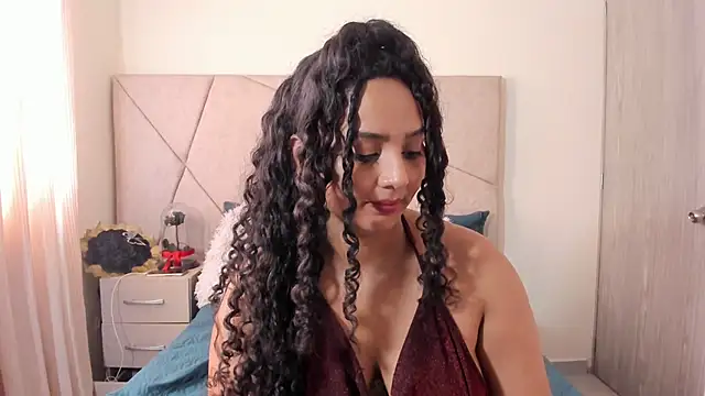 VeraBellucci online show from April 18, 1:59 pm