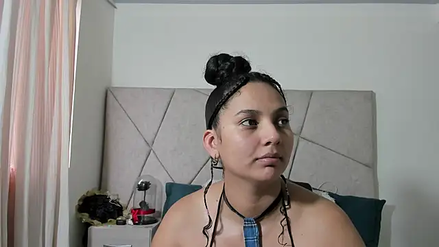 VeraBellucci online show from June 18, 11:25 am