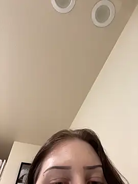 Snapshot of gothhazel chatting on April 4, 8:23 am gothhazel online show from April 4, 8:23 am