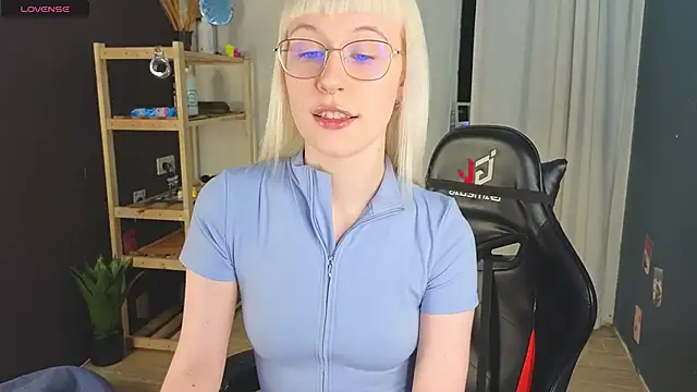 call me heaven online show from April 3, 3:21 pm