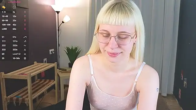 Snapshot of call_me_heaven chatting on May 24, 2:22 pm call me heaven online show from May 24, 2:22 pm