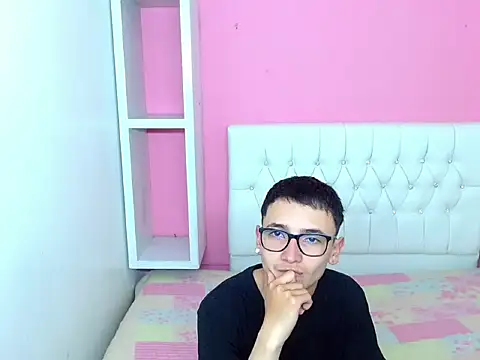 23alana online show from April 28, 3:11 am