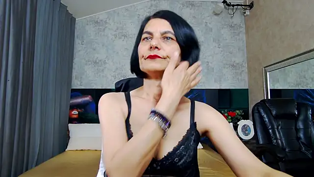 KalystaSwiss online show from May 6, 4:52 am
