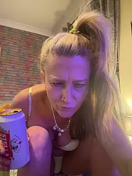 GG-Beautiful-Nightmare online show from April 7, 10:42 pm