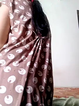 Sexyy Bhabhi 143 online show from May 8, 7:14 am