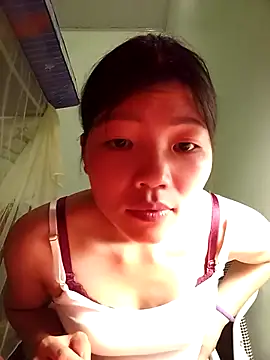 Snapshot of -Quyny- chatting on March 31, 1:22 pm -Quyny- online show from March 31, 1:22 pm