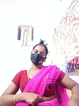 Snapshot of tamilratchasii chatting on April 13, 7:25 am tamilratchasii online show from April 13, 7:25 am