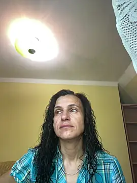 Snapshot of StellaMia263 chatting on June 25, 8:19 am StellaMia263 online show from June 25, 8:19 am