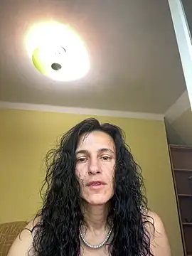 Snapshot of StellaMia263 chatting on July 20, 7:44 am StellaMia263 online show from July 20, 7:44 am