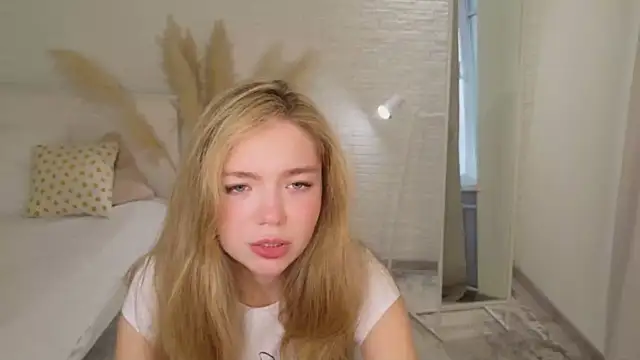 Snapshot of Rita_Shy chatting on June 24, 2:38 pm Rita Shy online show from June 24, 2:38 pm