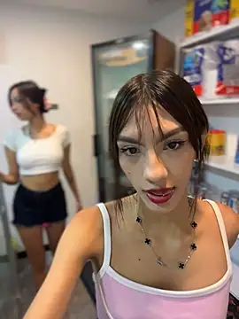 amydexter online show from May 16, 11:09 am