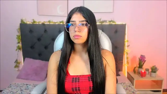 Snapshot of miia_bx chatting on April 2, 1:09 pm miia bx online show from April 2, 1:09 pm