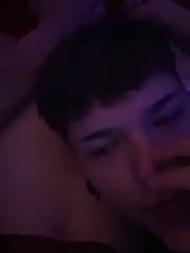 Snapshot of Keff_andrew34 chatting on March 31, 7:42 am Keff andrew34 online show from March 31, 7:42 am