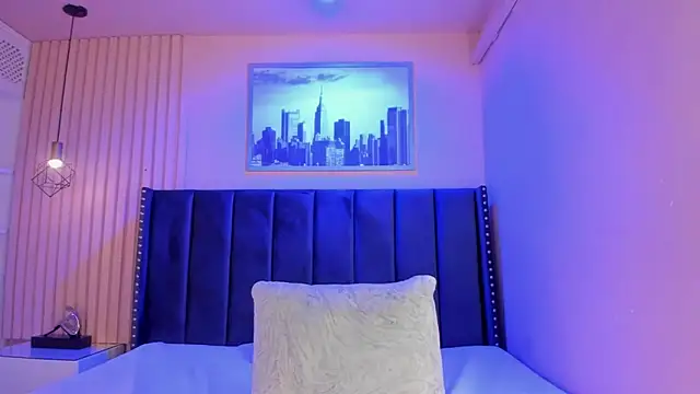 Snapshot of izumi_mei chatting on April 4, 11:40 am izumi mei online show from April 4, 11:40 am