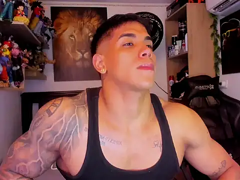 Snapshot of William_dracko chatting on April 10, 4:06 am William dracko online show from April 10, 4:06 am